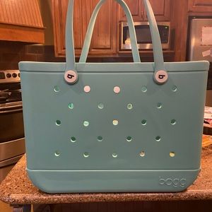 USED Original Bogg Bag Turquoise and Caicos
